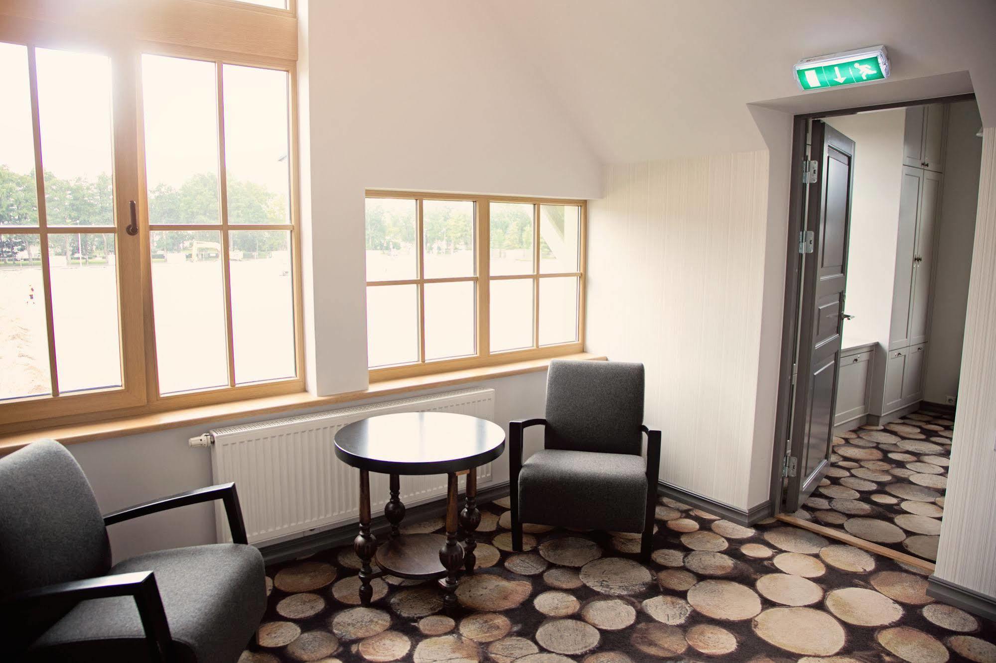 Kurgo Villa Self Check-In Hotel Pärnu Exterior foto